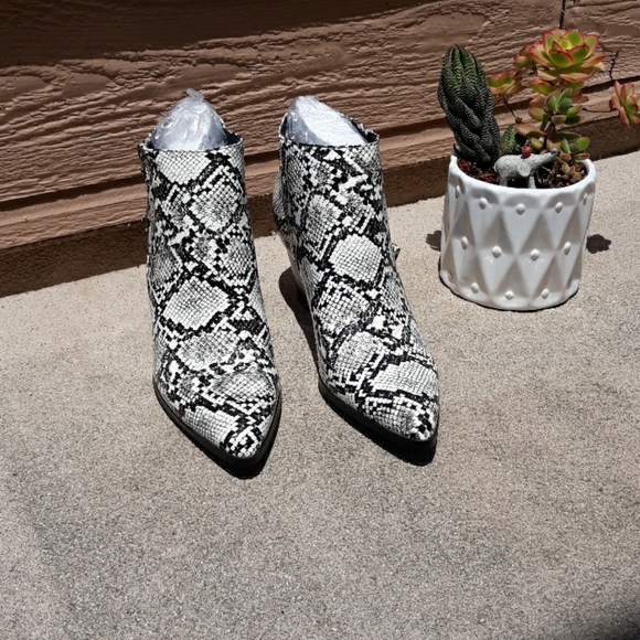 Snakeskin Booties - Picture 1 of 3